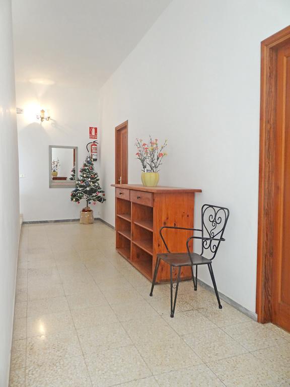 Apartamentos Domínguez Calera Exterior foto